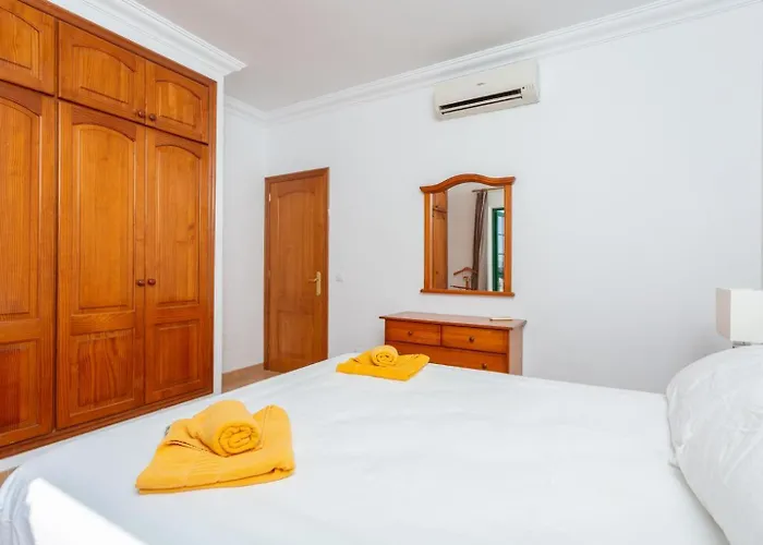 Vila Costa Papagayo 5 *